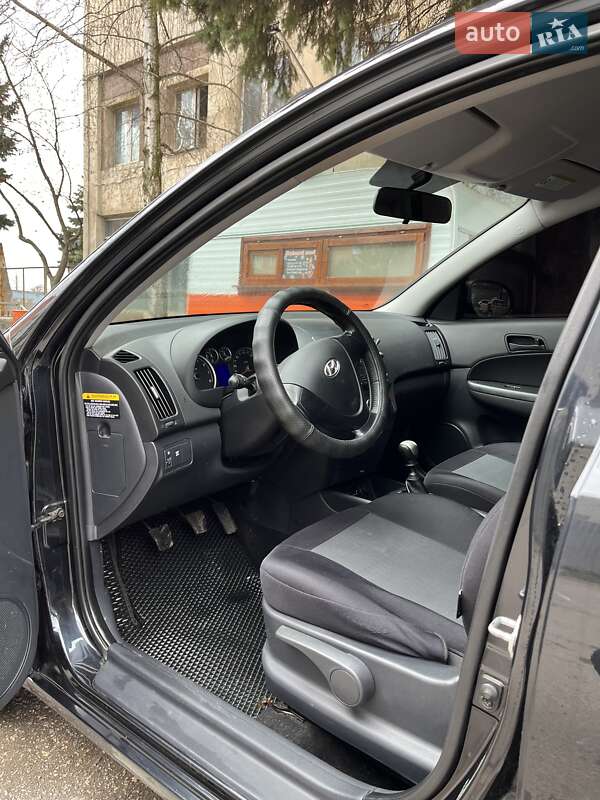 Універсал Hyundai i30 2009 в Сумах