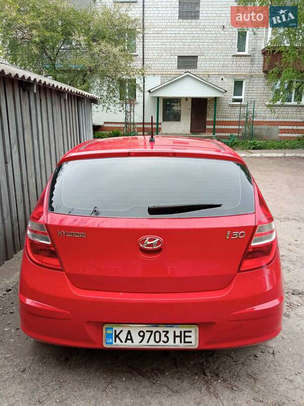 Хэтчбек Hyundai i30 2009 в Иванкове