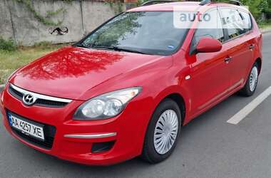 Універсал Hyundai i30 2009 в Києві