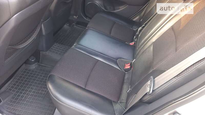 Універсал Hyundai i30 2011 в Первомайську