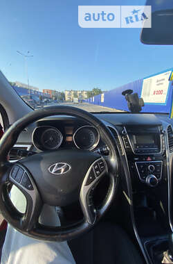 Универсал Hyundai i30 2013 в Калуше