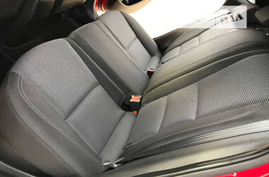 Хэтчбек Hyundai i30 2013 в 