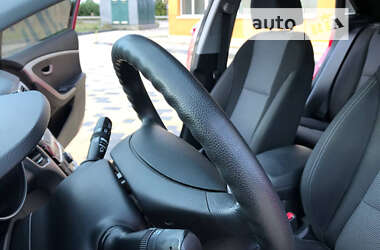 Хэтчбек Hyundai i30 2013 в 
