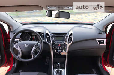 Хэтчбек Hyundai i30 2013 в 