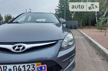 Универсал Hyundai i30 2010 в Немирове