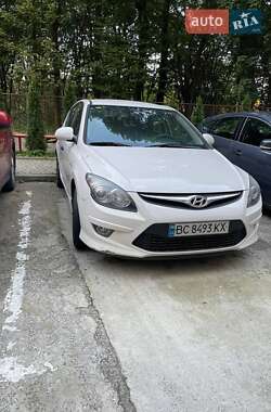 Хэтчбек Hyundai i30 2011 в Львове