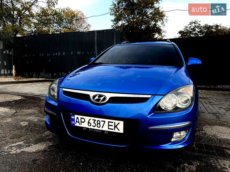 Універсал Hyundai i30 2010 в Запоріжжі