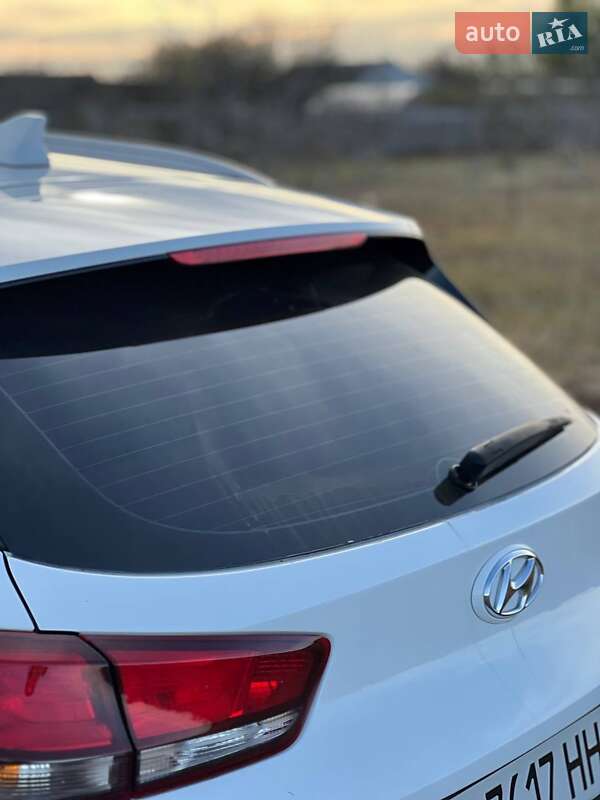 Универсал Hyundai i30 2017 в Новом Буге фото 19 Универсал Hyundai i30 2017 в Новом Буге