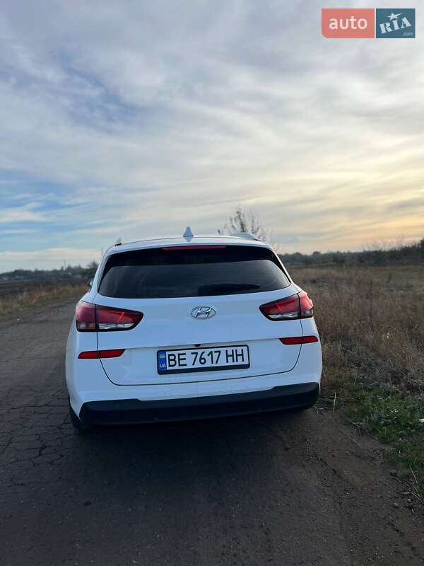 Универсал Hyundai i30 2017 в Новом Буге фото 20 Универсал Hyundai i30 2017 в Новом Буге