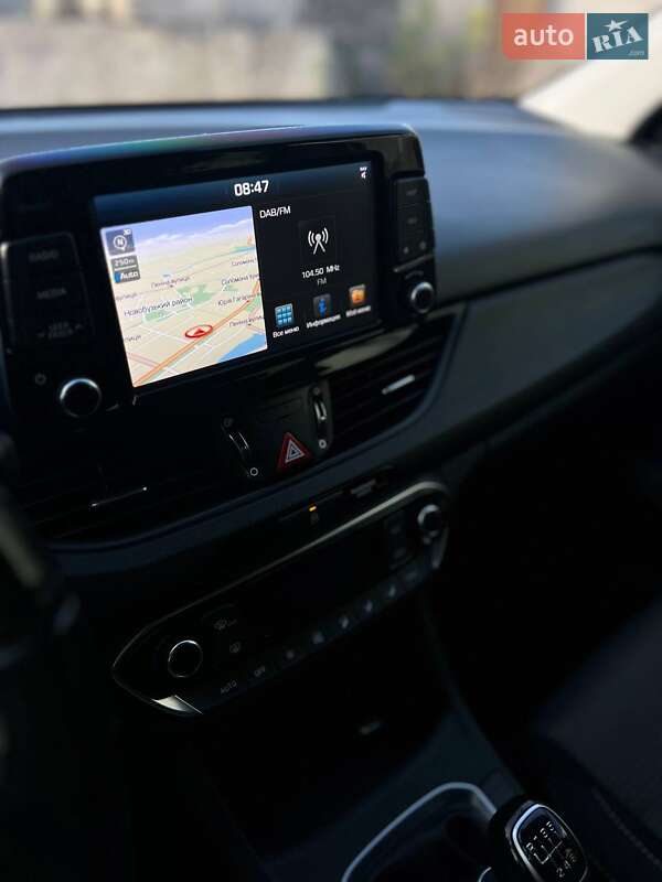 Универсал Hyundai i30 2017 в Новом Буге фото 36 Универсал Hyundai i30 2017 в Новом Буге