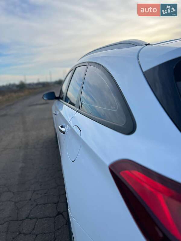 Универсал Hyundai i30 2017 в Новом Буге фото 13 Универсал Hyundai i30 2017 в Новом Буге