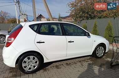 Хетчбек Hyundai i30 2007 в Любешові