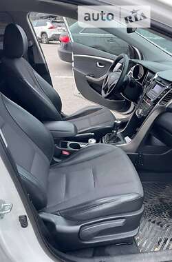Универсал Hyundai i30 2013 в 
