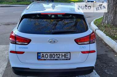 Универсал Hyundai i30 2017 в Львове