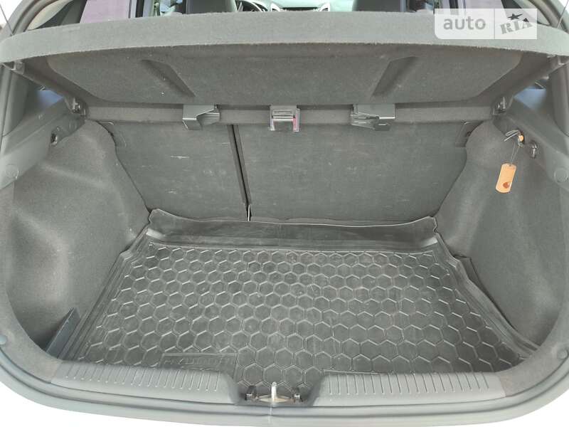 Хэтчбек Hyundai i30 2012 в Одессе фото 14 Хэтчбек Hyundai i30 2012 в Одессе