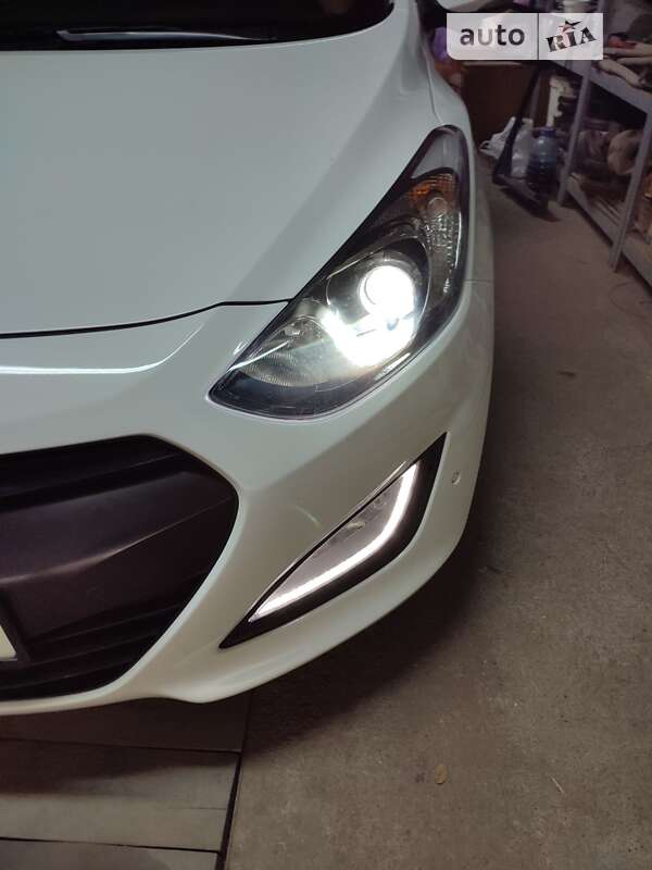 Хэтчбек Hyundai i30 2012 в Одессе фото 49 Хэтчбек Hyundai i30 2012 в Одессе