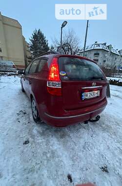 Універсал Hyundai i30 2009 в Кореці