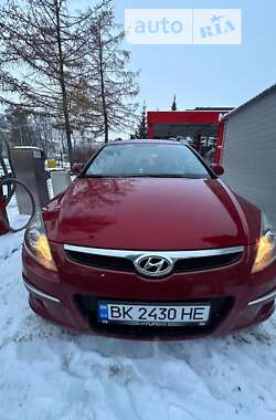 Универсал Hyundai i30 2009 в Корце