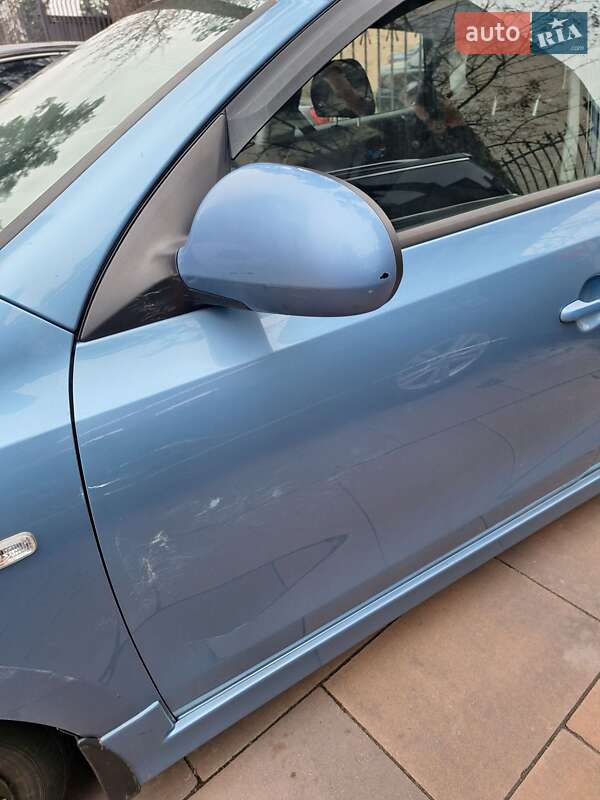Хэтчбек Hyundai i30 2011 в Кременчуге