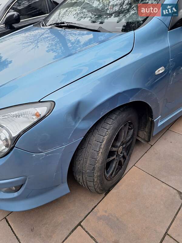 Хэтчбек Hyundai i30 2011 в Кременчуге