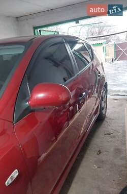 Хэтчбек Hyundai i30 2011 в 