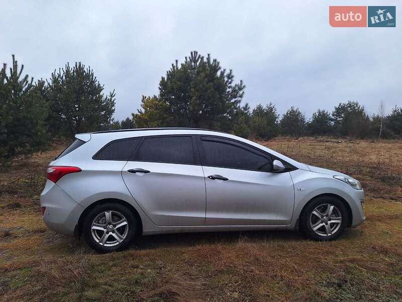 Hyundai i30 2013