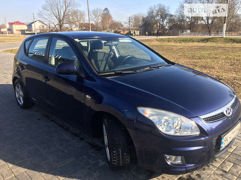 Хетчбек Hyundai i30 2008 в Кореці