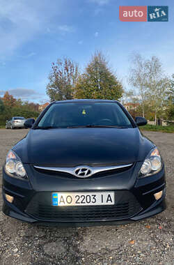 Хэтчбек Hyundai i30 2010 в Ужгороде