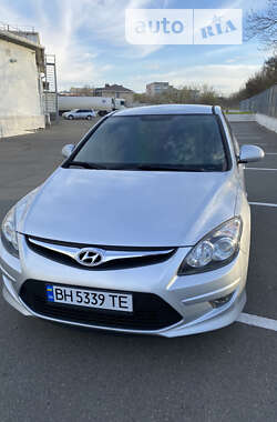 Хетчбек Hyundai i30 2010 в Білгороді-Дністровському