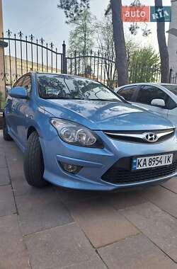 Хэтчбек Hyundai i30 2011 в Кременчуге