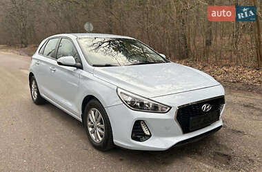Хэтчбек Hyundai i30 2018 в 