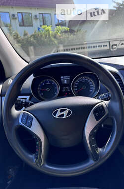 Универсал Hyundai i30 2013 в Каменке