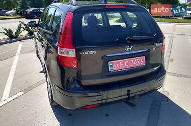 Универсал Hyundai i30 2010 в Луцке