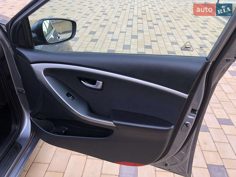 Хетчбек Hyundai i30 2012 в Вінниці