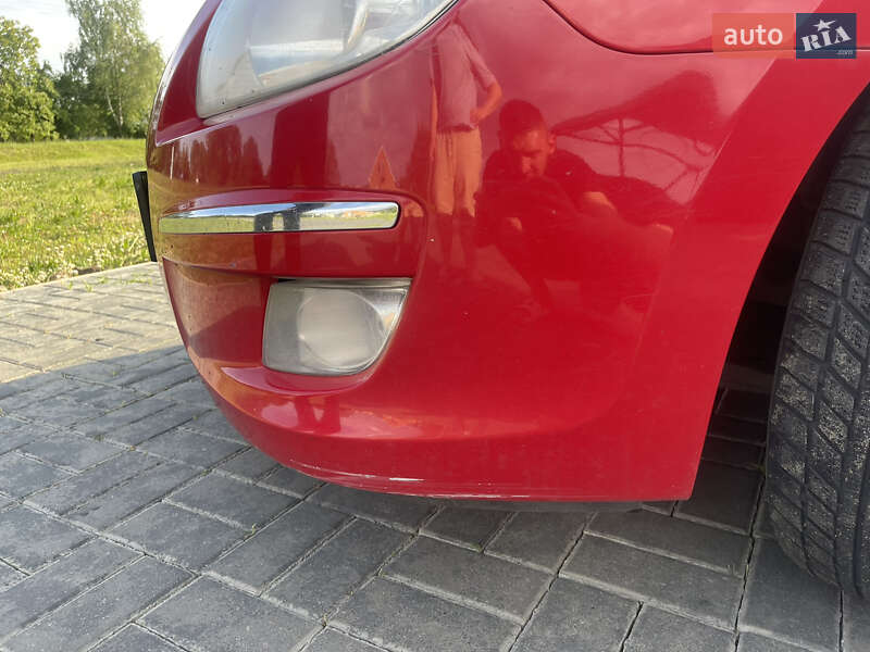 Універсал Hyundai i30 2008 в Кореці