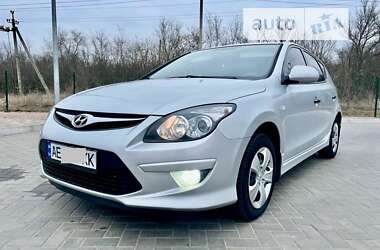 Хэтчбек Hyundai i30 2011 в Никополе