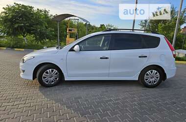 Универсал Hyundai i30 2012 в Луцке