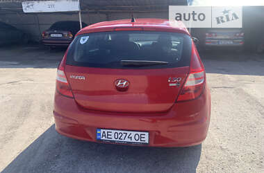 Хэтчбек Hyundai i30 2008 в Каменском