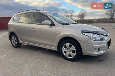 Универсал Hyundai i30 2011 в 