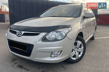 Универсал Hyundai i30 2011 в 