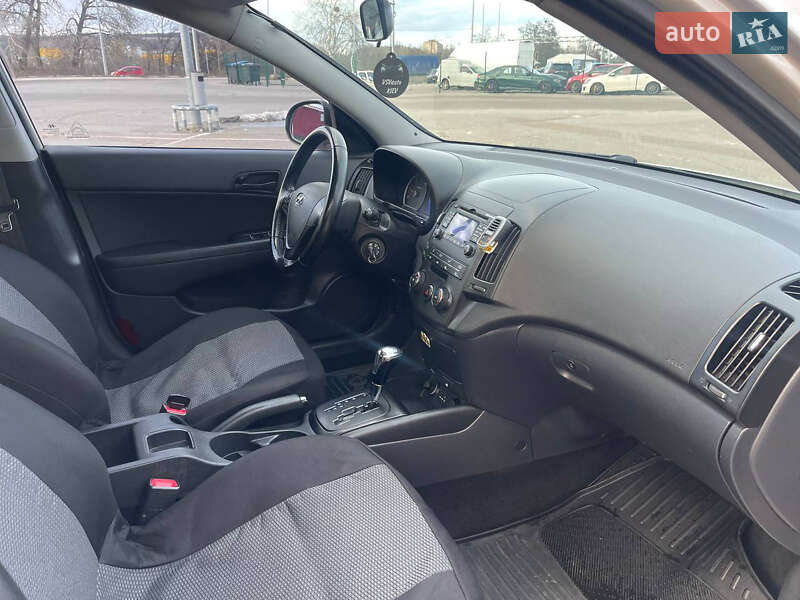Универсал Hyundai i30 2011 в Киеве