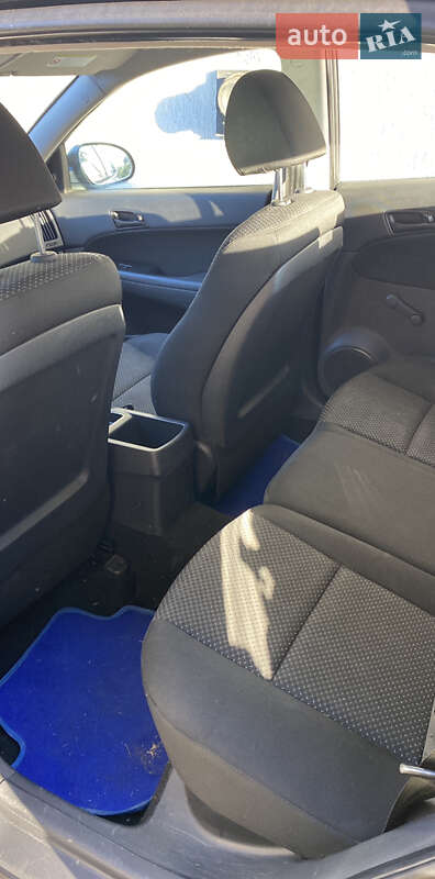Хэтчбек Hyundai i30 2010 в Львове