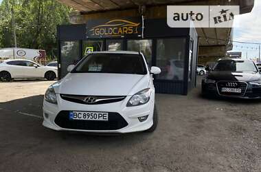 Хэтчбек Hyundai i30 2011 в Львове