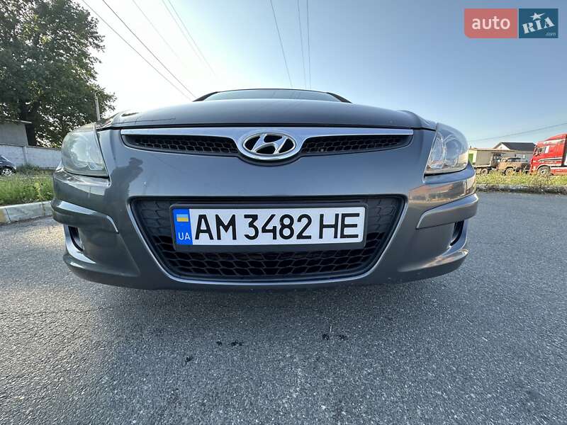 Хэтчбек Hyundai i30 2009 в Буче