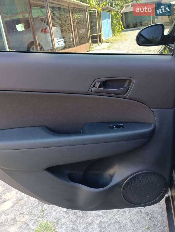 Универсал Hyundai i30 2012 в Запорожье