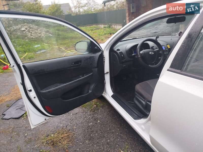 Хетчбек Hyundai i30 2010 в Тернополі