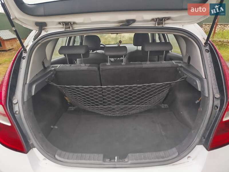 Хетчбек Hyundai i30 2010 в Тернополі