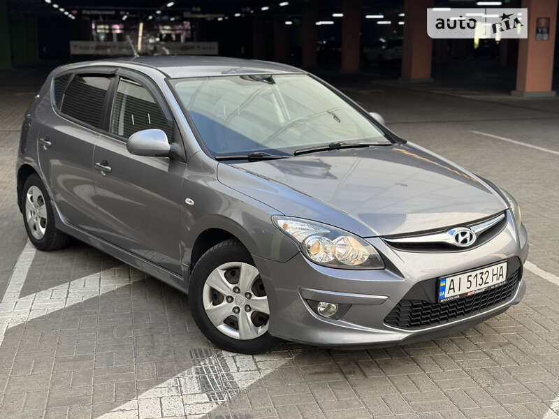 Hyundai i30 2011