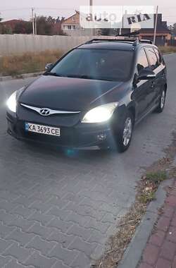 Универсал Hyundai i30 2011 в Буче