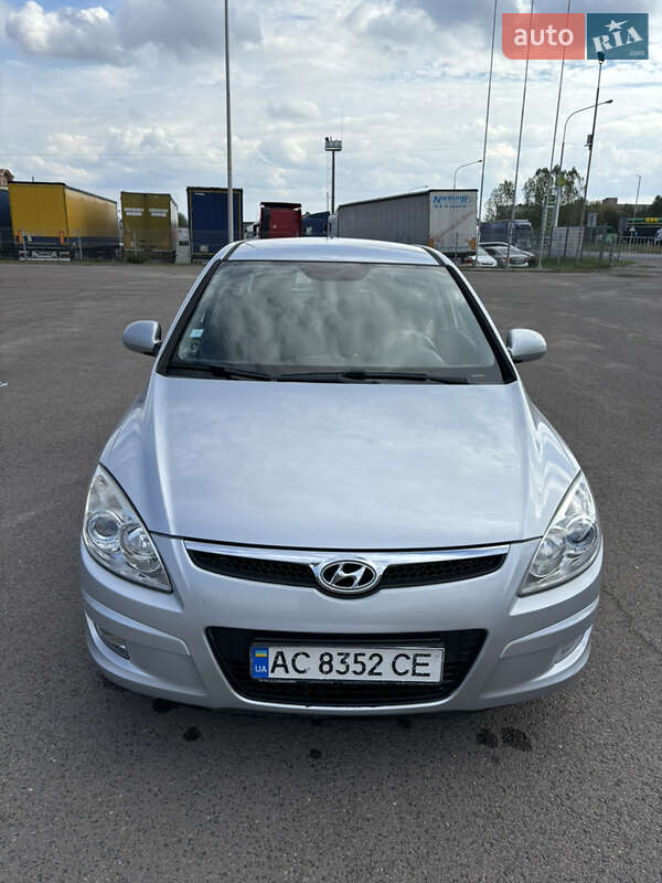 Хэтчбек Hyundai i30 2008 в Ковеле фото 6 Хэтчбек Hyundai i30 2008 в Ковеле